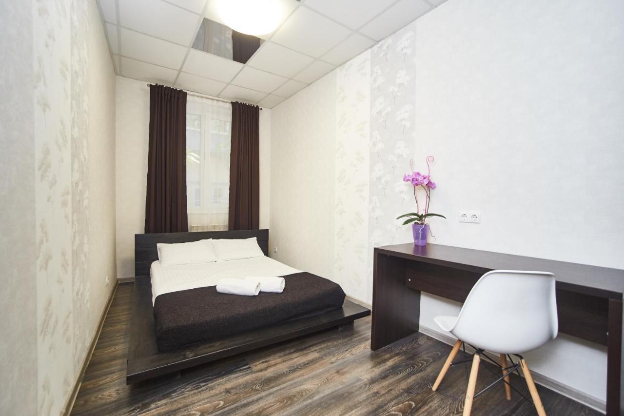 Old Courtyard Hostel Odessa Ngoại thất bức ảnh